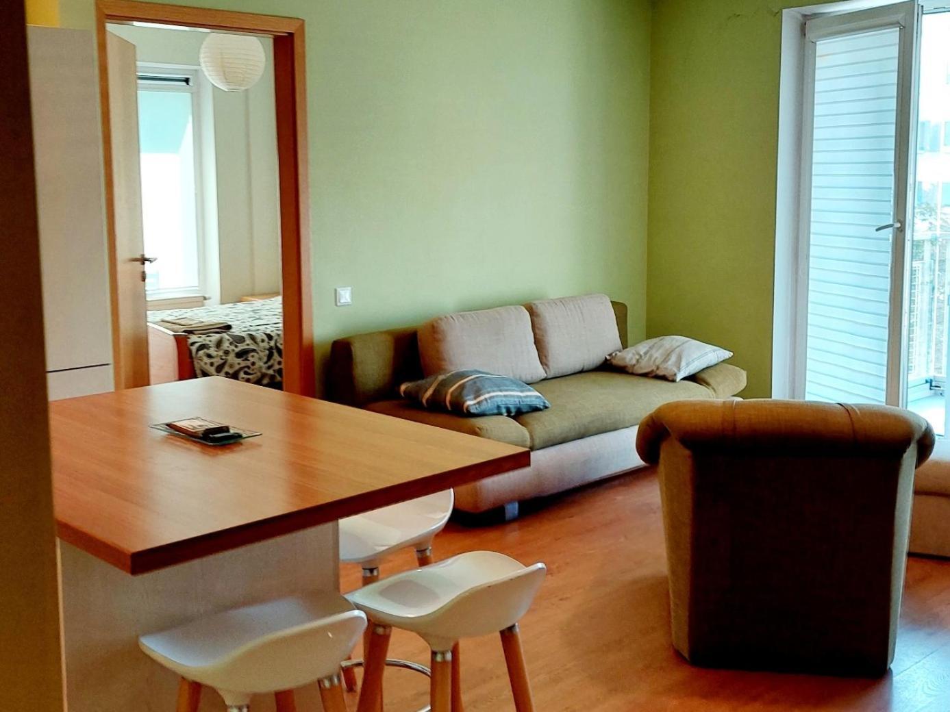 New Apartament Very Close To The City Centre VNO Exterior photo